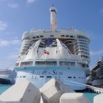Front of the ship (that's also the aqua theater/diving platforms you see)